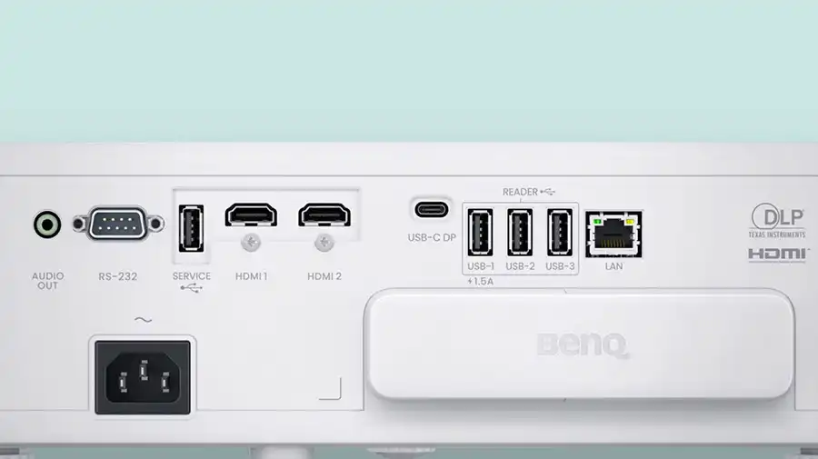  قابلیت USB Plug & Play در ویدئو پروژکتور EH700