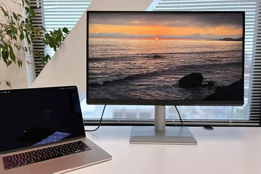 مانیتور BenQ MA270U یک مانیتور 27 اینچی