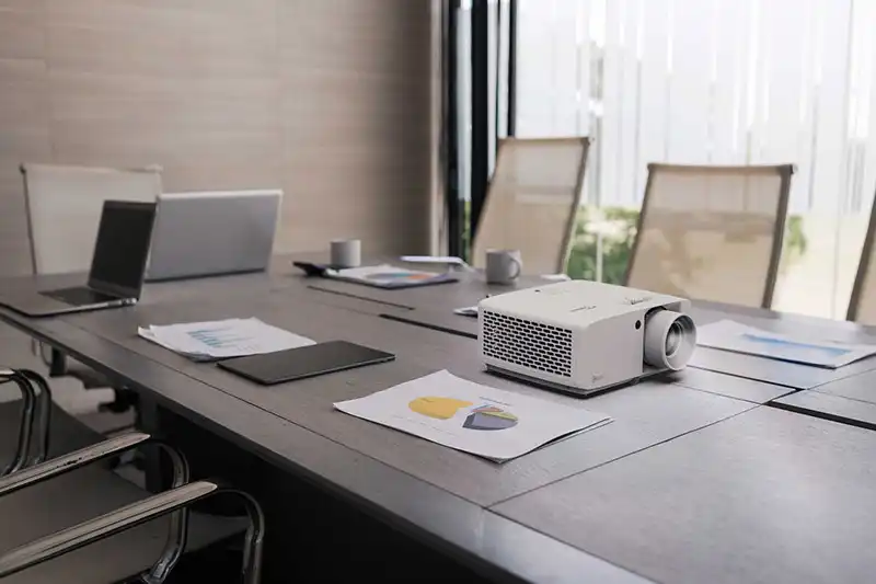 ویدئو پروژکتور لیزری اپتما OPTOMA ZK551