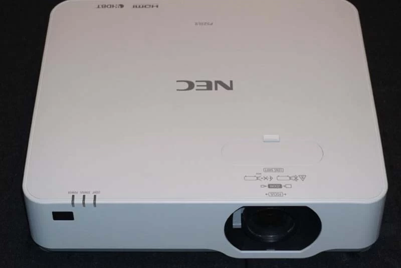بررسی ویدئو پروژکتور ان ای سی NEC NP-P525UL