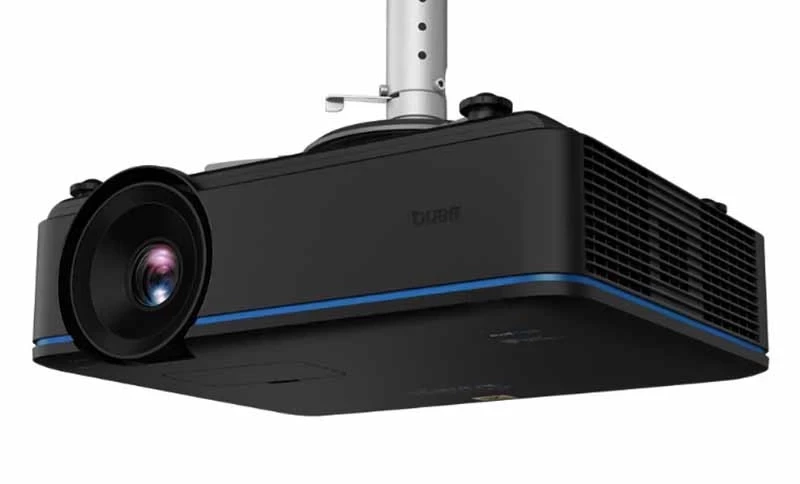 بررسی ویدئو پروژکتور بنکیو لیزری BenQ LK953ST 4K UHD