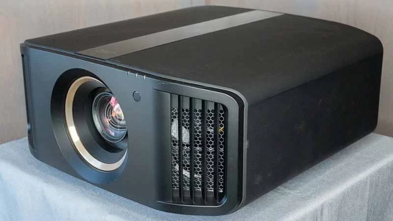 بررسی ویدئو پروژکتور جی وی سی JVC DLA-RS1100 4K D-ILA
