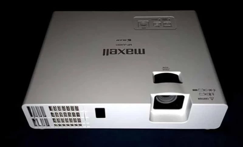 بررسی ویدئو پروژکتور مکسل Maxell MP-JU4001