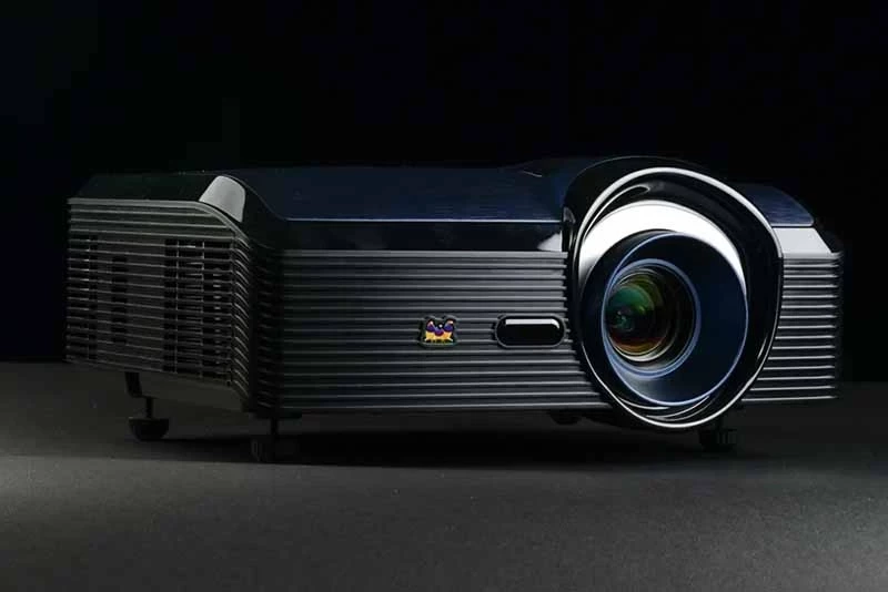 بررسی ویدئو پروژکتور سینمای خانگی ViewSonic Pro9000