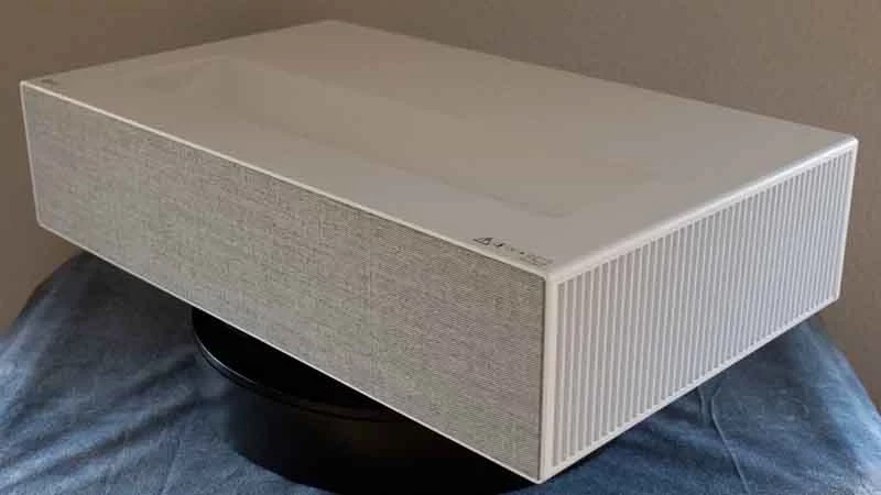 بررسی ویدئو پروژکتور لیزری UST ال‌جی مدل LG CineBeam HU715Q 4K