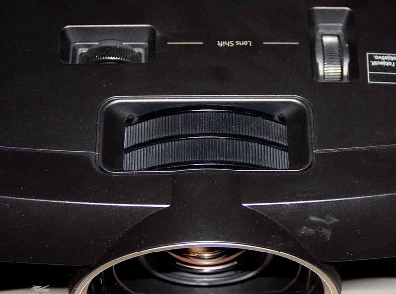 pro-cinema-4030-lens-shift-controls