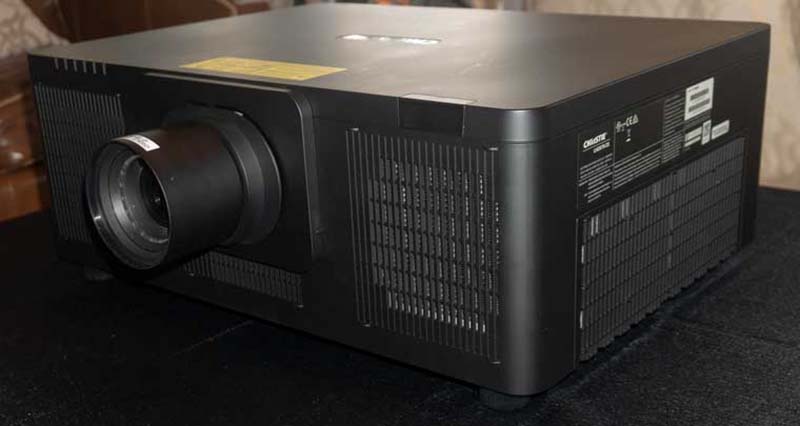 Christie-LHD878-view