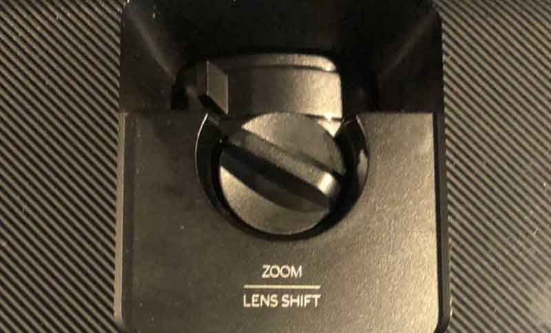 UHD51A_Lens-Zoom_and_Lens-Shift
