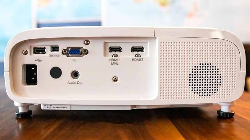 epson-home-cinema-2150-port