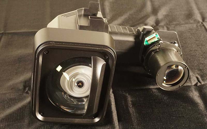 UST-lens