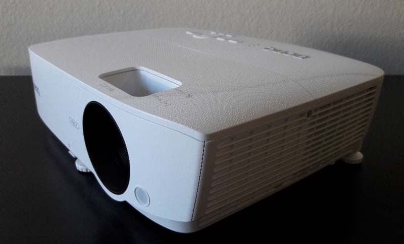 benq_mw535a_front_corner