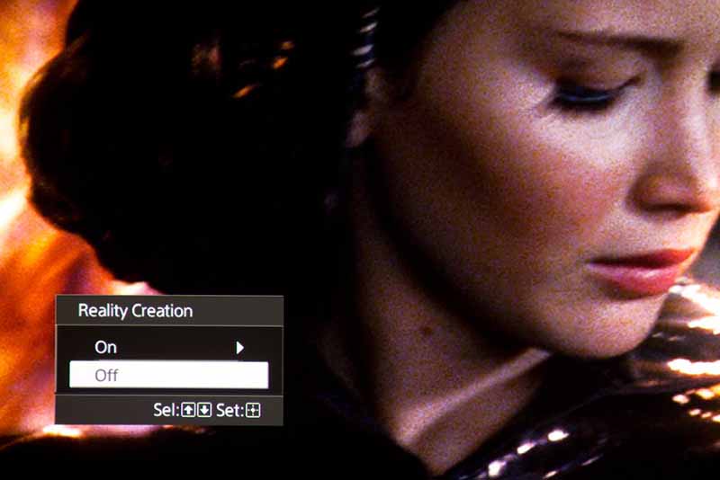 VPL-VW385ES_Reality-Creation_1080p_Off