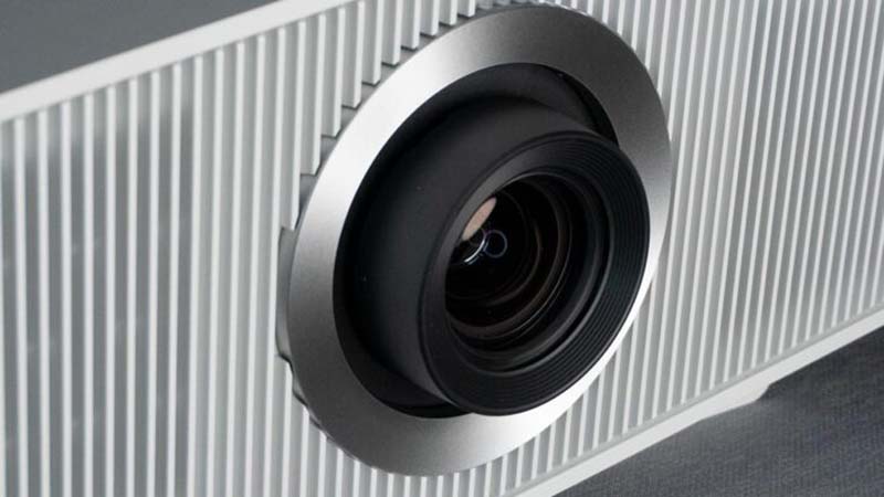 Sony-XW6000ES-lens