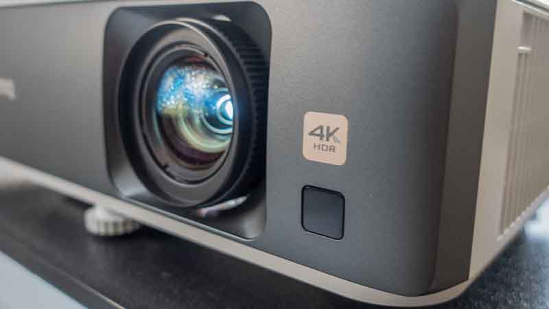 BenQ-TK700-Lens