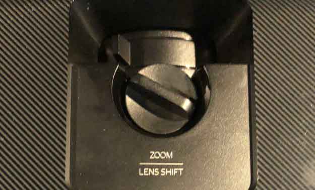 UHD51A_Lens-Zoom_and_Lens-Shift