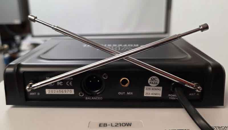 Technical-Pro-WM301_Plugged-In