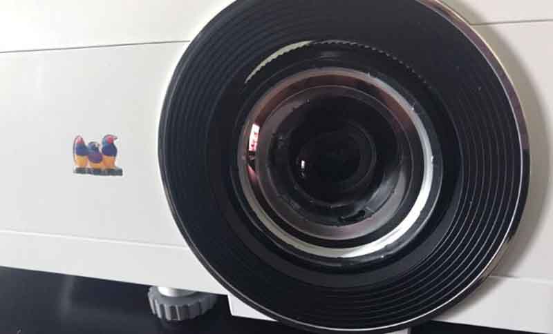 ViewSonic-PX706HD_Lens