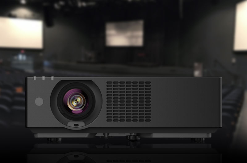 Panasonic-PT-VMZ82-Review_Hero-Image