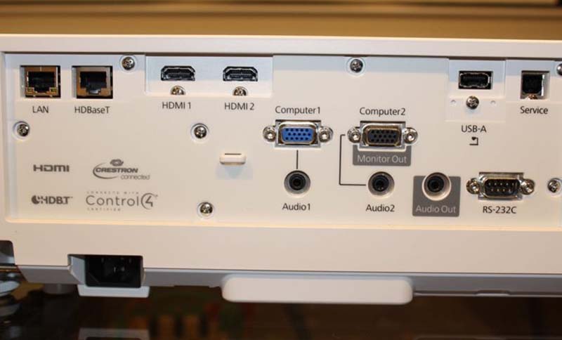 EpsonPowerLiteL610W.HardwareInputs