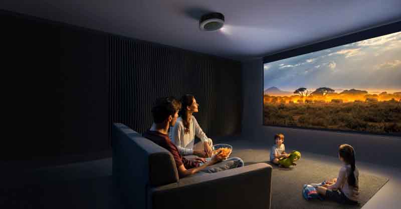 Cosmos_Max_Living_Room