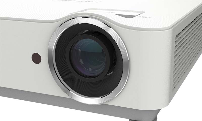Vivitek-DH3660Z_Lens