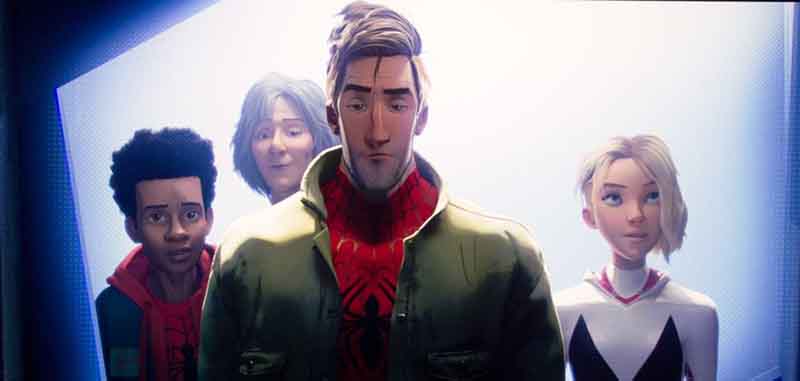 HC5050UB_4K_HDR_spider-verse_team