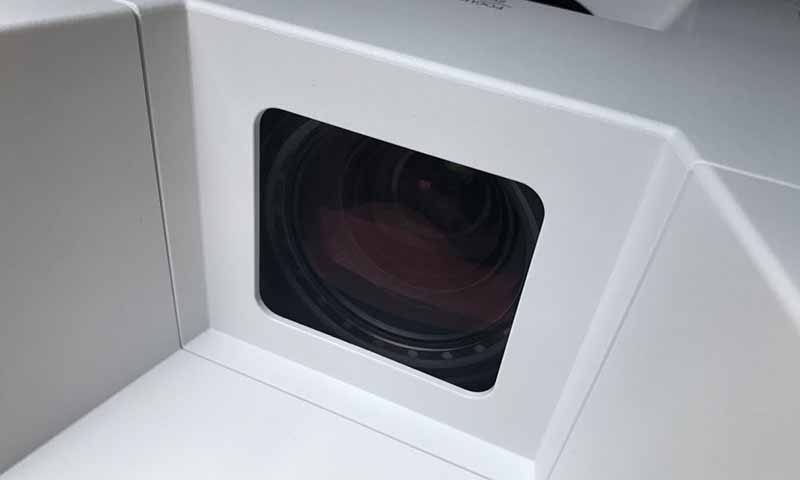 Maxell-MP-WU5503_Lens