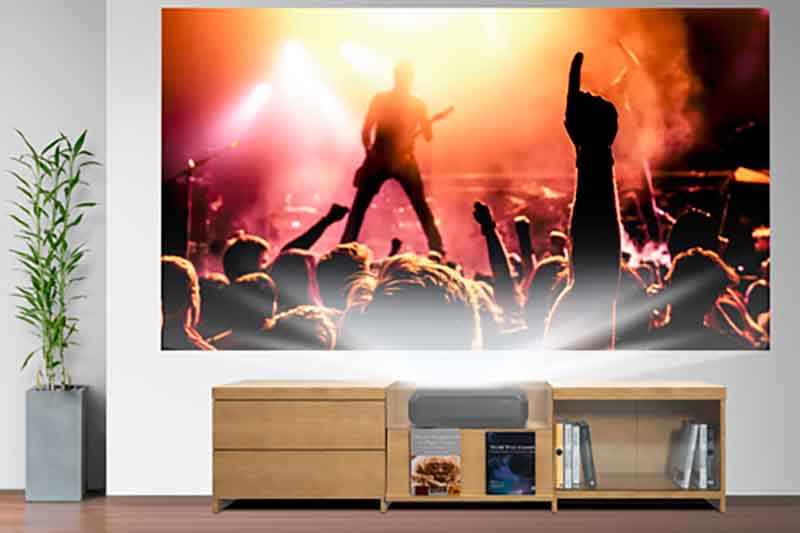 Epson-LS100-projector