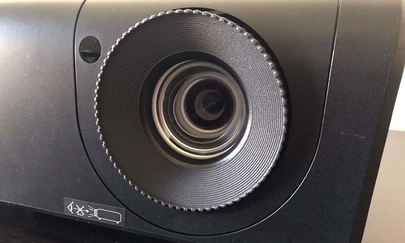 Dell-Advanced-Projector-P519HL_Lens
