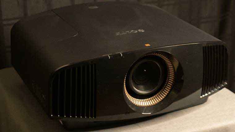 Sony-VPL-VW715ES-Pic