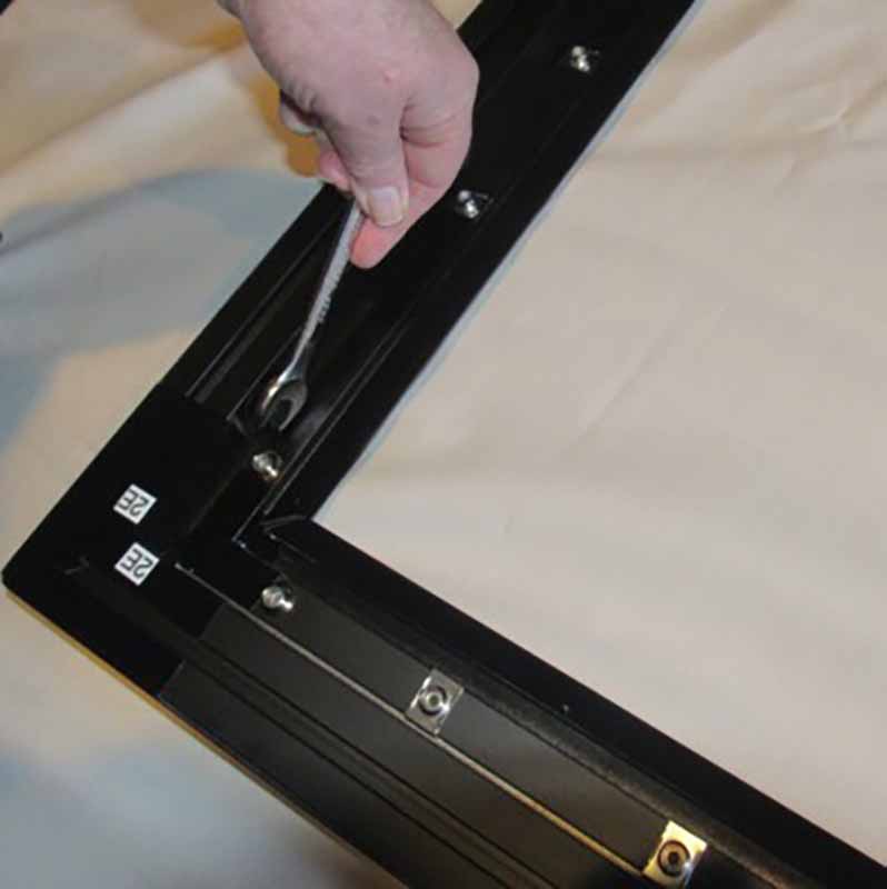 Stewart-Screen-Wall-Assembly