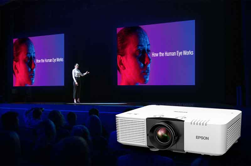 Epson-PowerLite-L890E_Lifestyle