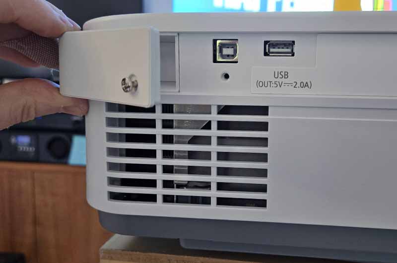 Sharp-XP-P701U-W_USB