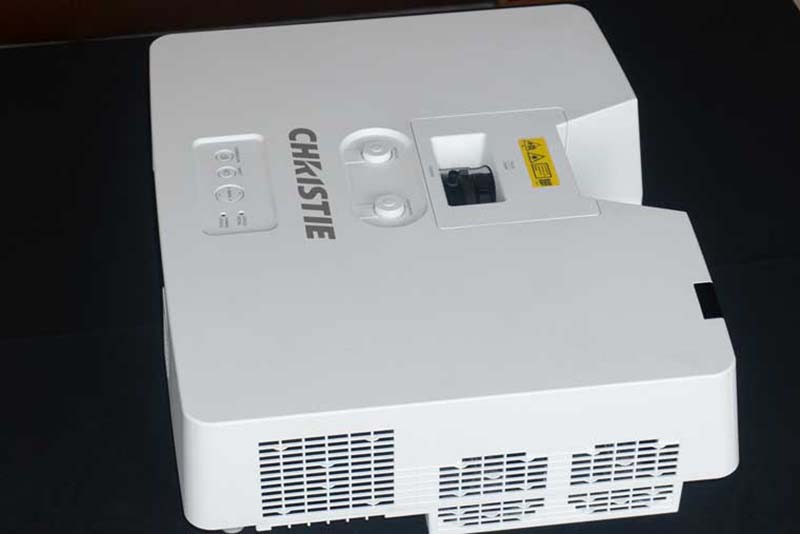 Christie-LWU530-product