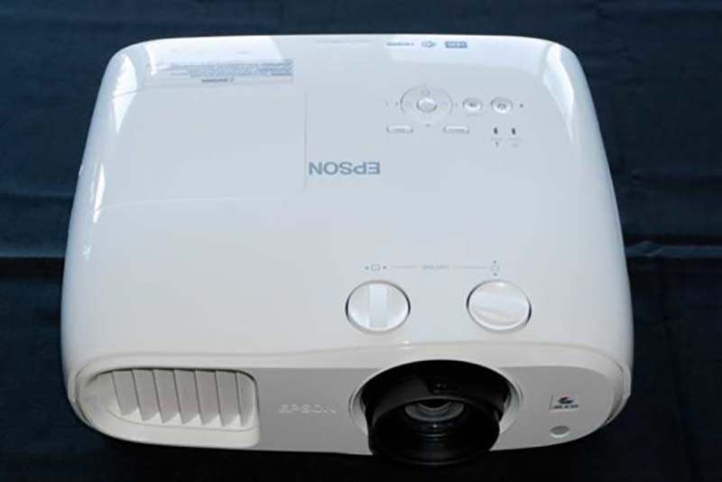 Epson-HC3200