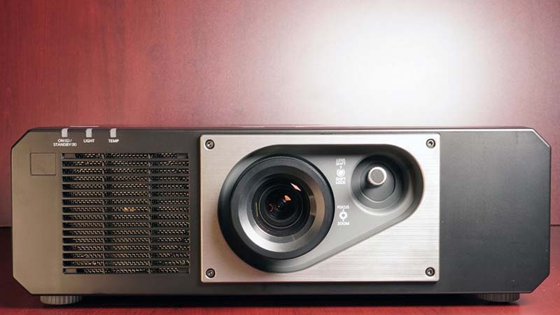 Panasonic_PT-FRQ50_Front
