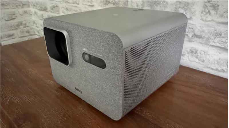 benq-tk705i