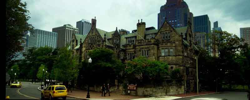 Optoma_UHD51A_4K-movies_ghostbusters_mansion