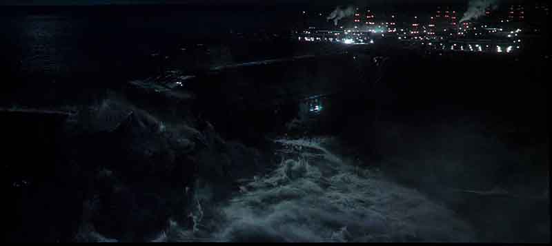 HC5050UB_mockingjay_city_night