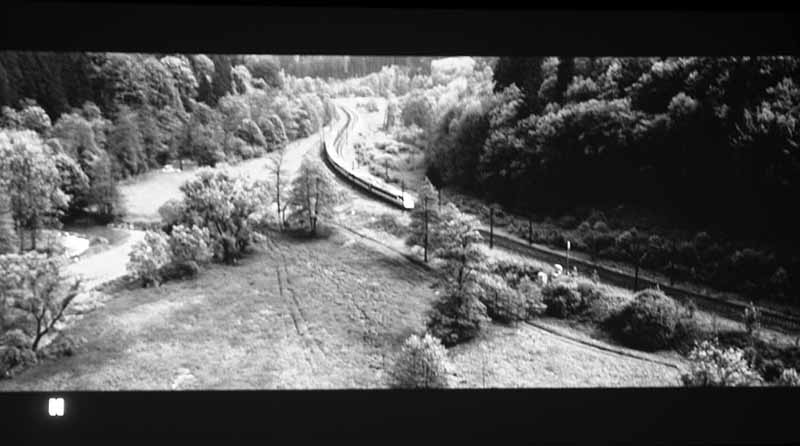 pro-cinema-4030_bond-night-train_over_large