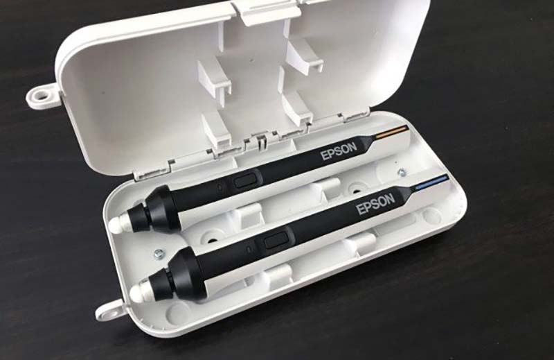 Epson-BrightLink-696Ui_Pens-e